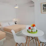 Olive Tree Apart-hotel Fira (Santorini)