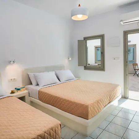 Olive Tree 3* Fira (Santorini)